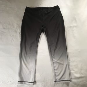 Ombré Black and White Leggings